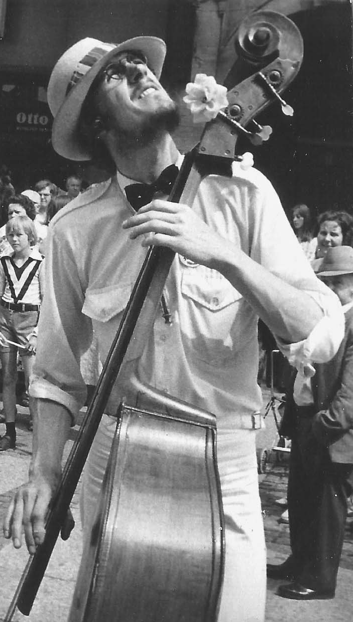 Bernie Carroll 1949 - 2025